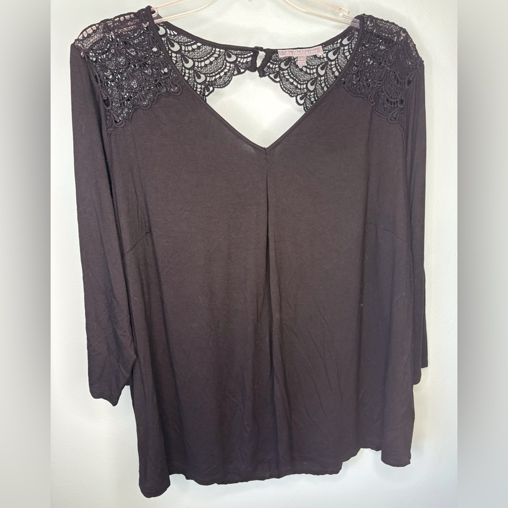 Daniel Rainn Black Lace Detail Open Back Blouse – 3XL
